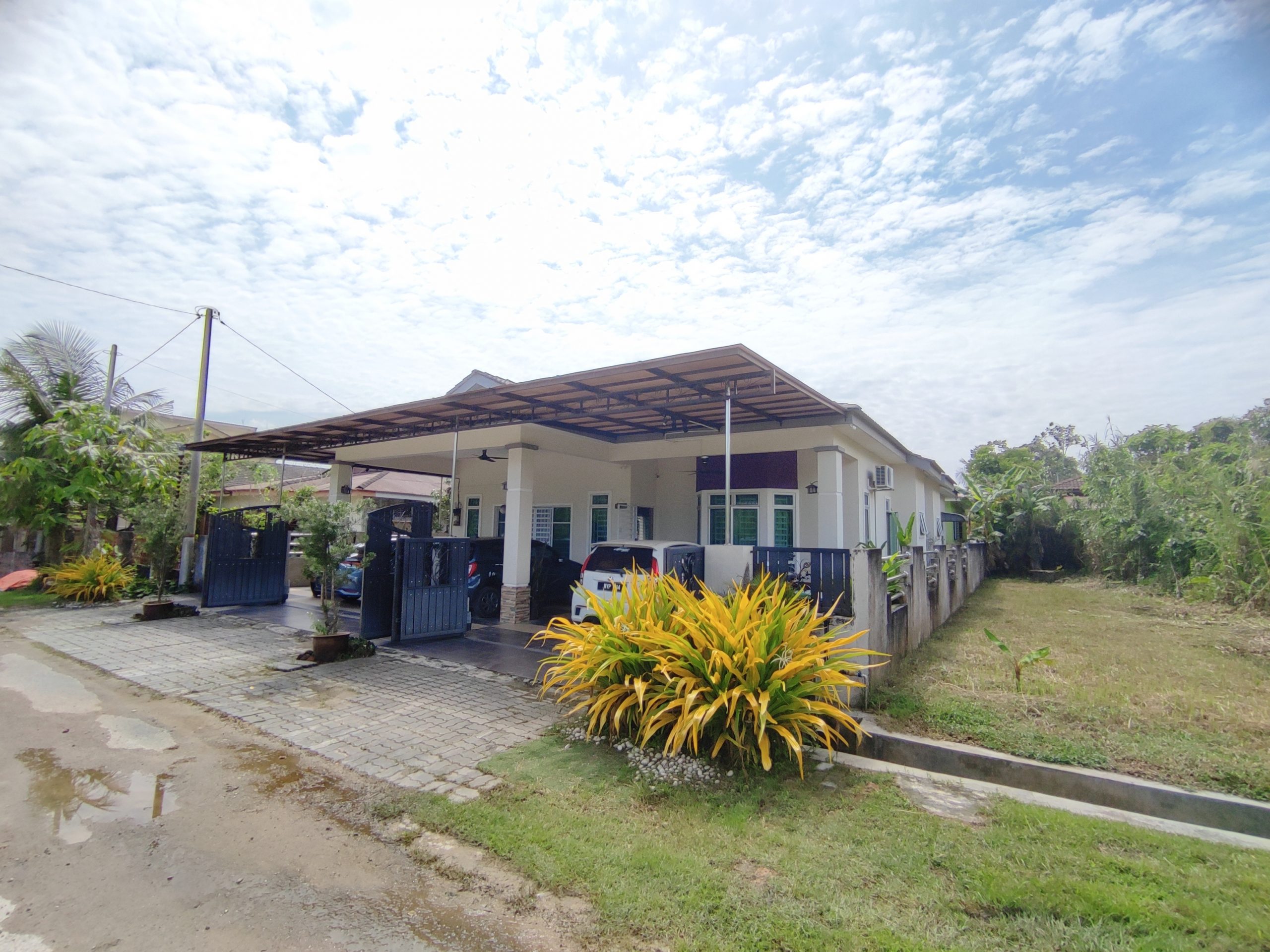 Banglo Setingkat Untuk dijual di RPT Jelapang Baru (Gugusan Manjoi), Kampung Dato’ Ahmad Said Tambahan 2 Ipoh Perak