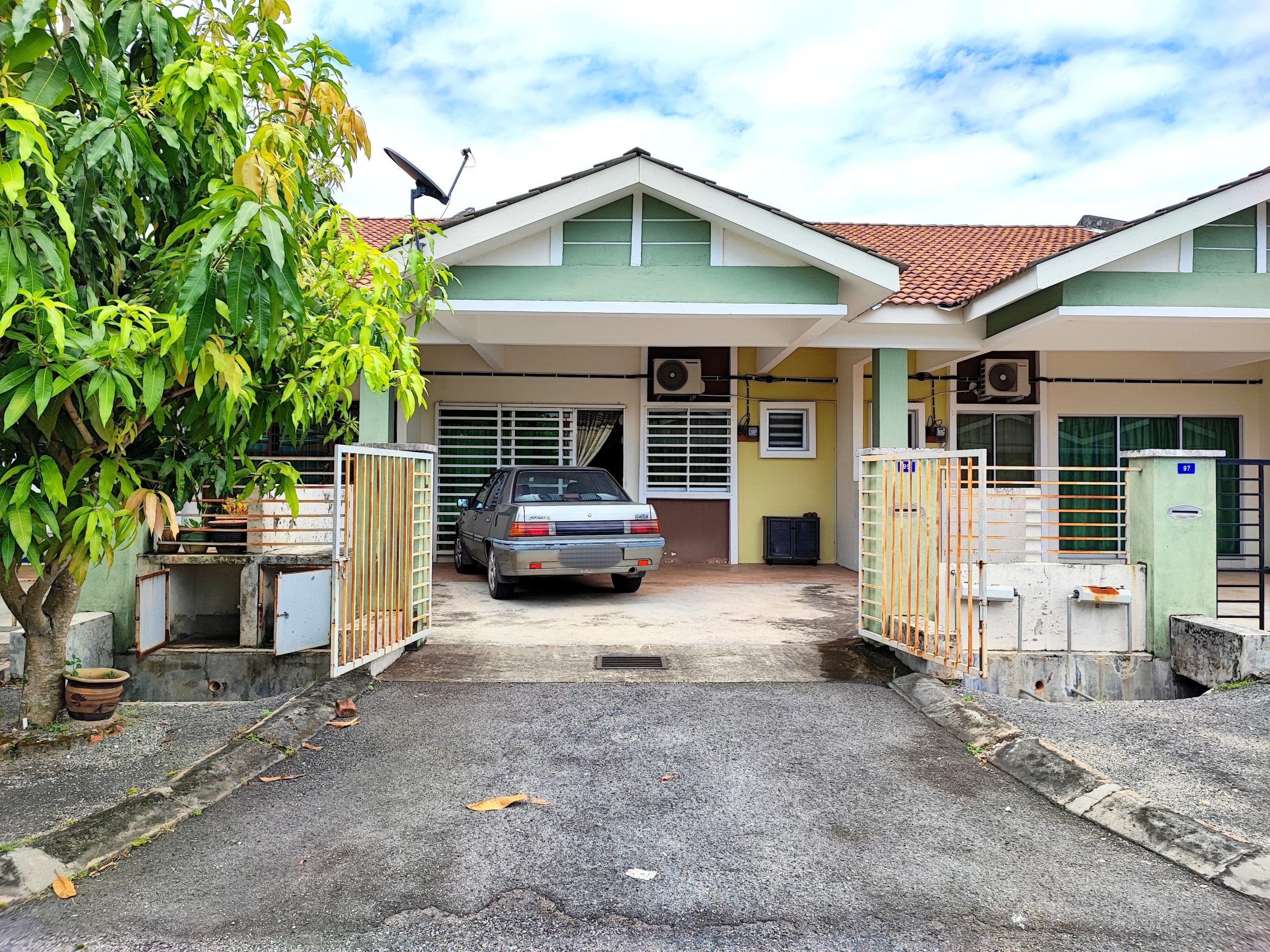 Rumah Teres Setingkat Untuk Dijual di Taman Raia Indah Simpang Pulai