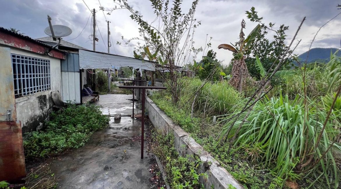 Ejen Hartanah Ipoh-Rumah Teres Setingkat Di Taman Sri Rapat Gunung Rapat-16