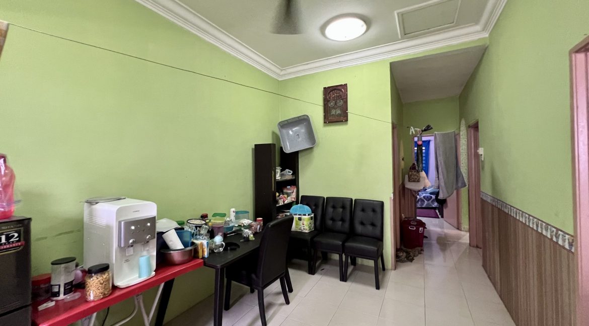Ejen Hartanah Ipoh-Rumah Teres Setingkat Untuk Dijual Di Medan Klebang Prima-6