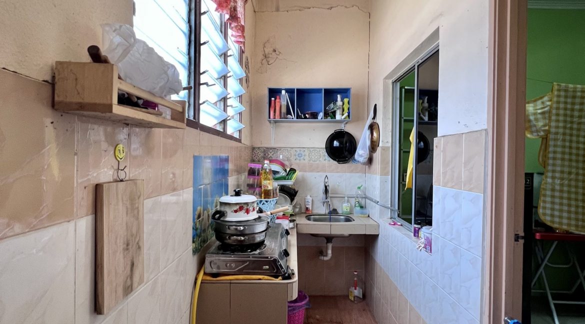 Ejen Hartanah Ipoh-Rumah Teres Setingkat Untuk Dijual Di Medan Klebang Prima-9