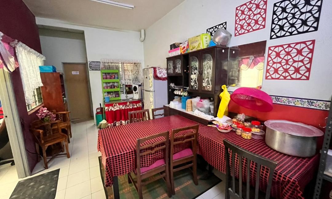 Ejen Hartanah Manjung, Sitiawan Perak-Rumah Teres Setingkat Untuk Dijual Di Taman Lekir Indah-16