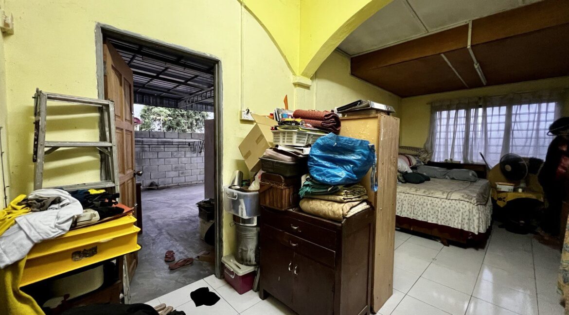 Ejen Hartanah Menglembu-Rumah Teres 1.5 tingkat Corner lot Di Taman Impian Adril-10