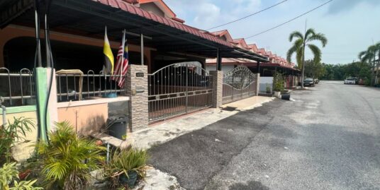 Rumah Teres (2)Tingkat Untuk Dijual Di Manjung Point Seksyen 2, Seri Manjung, Perak
