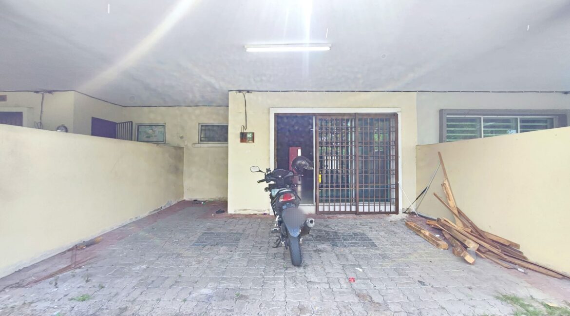 Ejen Hartanah Ipoh-Rumah Teres Setingkat Di Medan Pengkalan Untuk Dijual-2