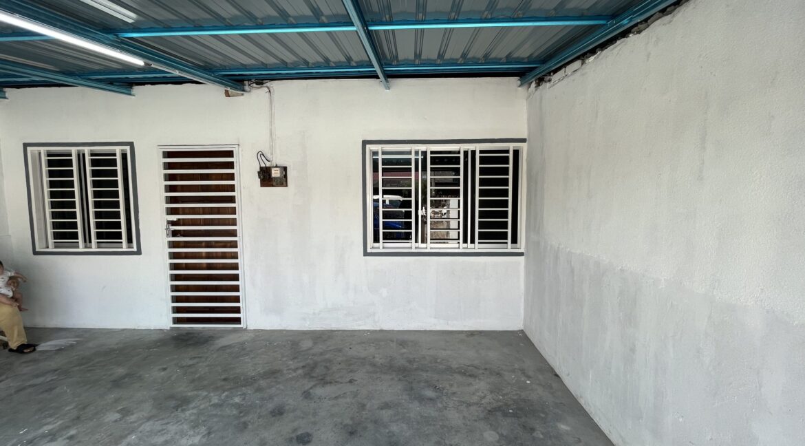 Rumah Teres Setingkat Untuk Dijual Di Taman Klebang Jaya Ipoh (20)