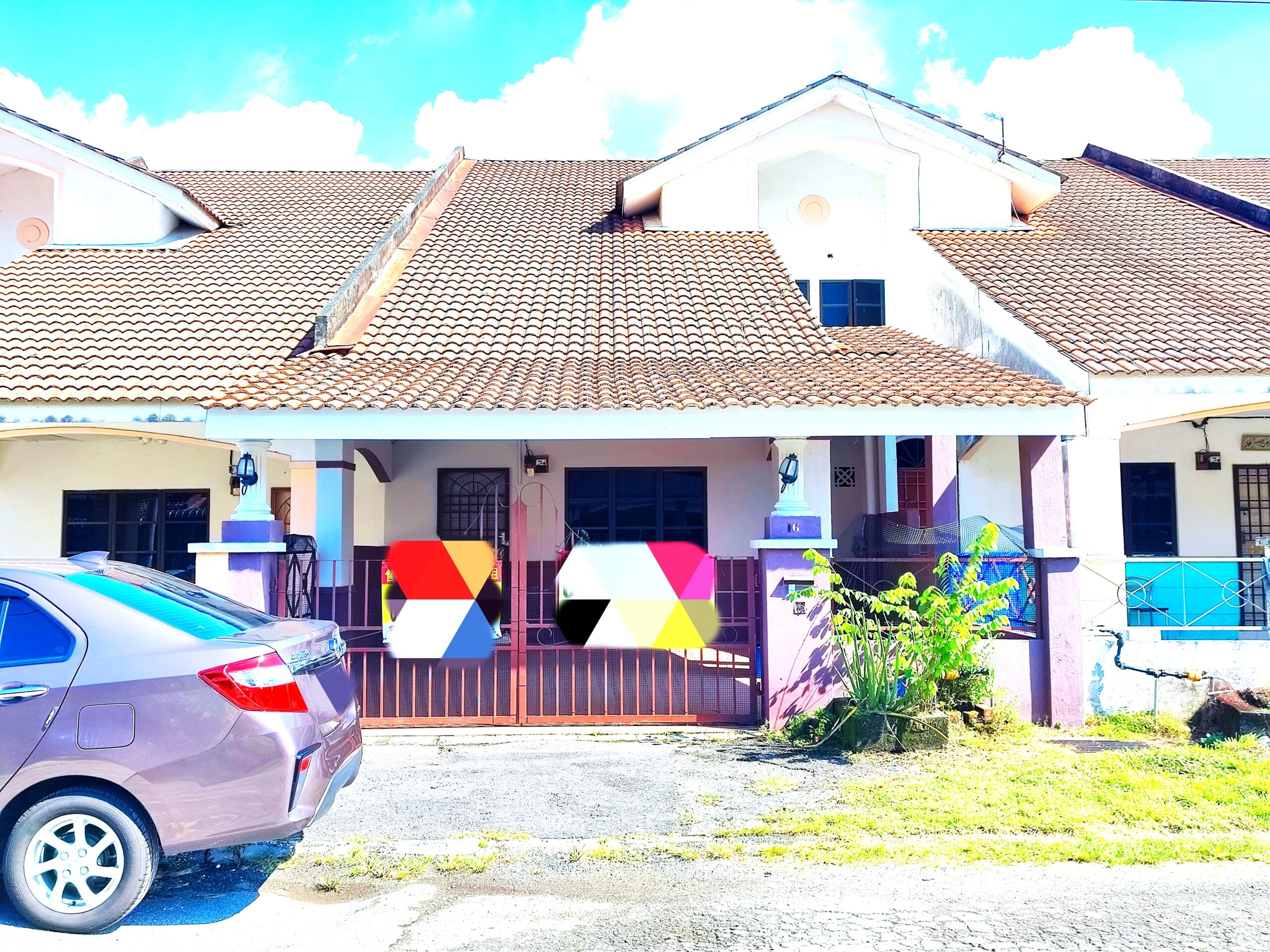 Rumah Teres Setingkat Setengah Untuk Dijual di Halaman Meru Permai, Bandar Meru Raya Ipoh Perak
