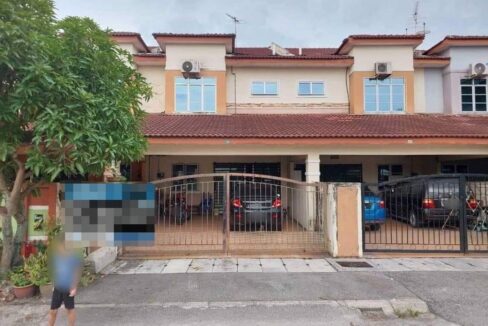 Rumah Teres 2 tingkat untuk Dijual Di Taman Chemor Idaman, Chemor, Perak