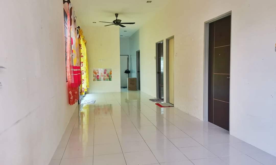 Single Storey Terrace House Corner Lot, Tanjung Rambutan 3