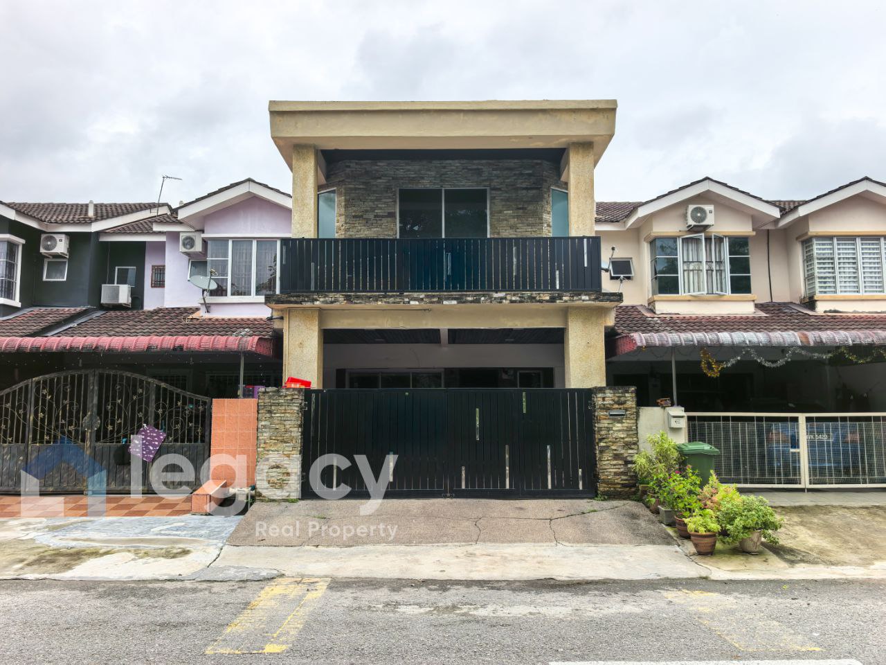 Rumah Teres 2 Tingkat Cantik Untuk Dijual di Taman Pakatan Jaya, Ipoh
