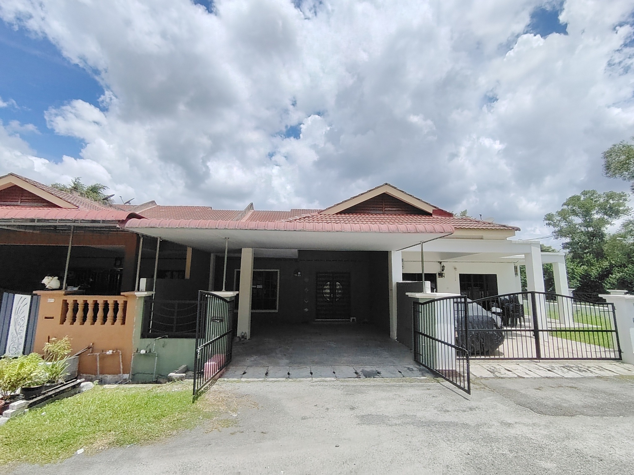 Teres Setingkat Untuk Dijual Di Taman Batu Gajah Perdana